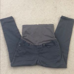 Gray maternity skinny jeans size small